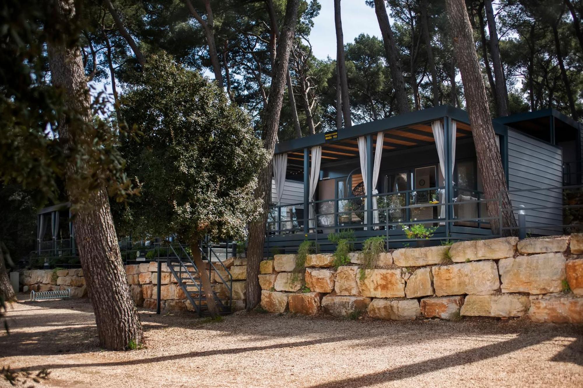Mobile Masa 163, Camp Porton Biondi Kamp Rovinj